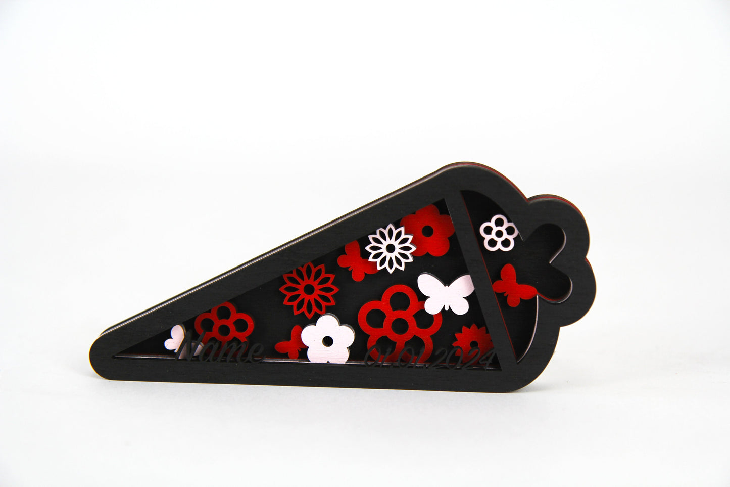 3D Zuckertüte mit Blumen und individuellen Daten aus Holz / Geschenk, Einschulung, Schulkind / in zwei Größen erhältlich 15 cm und 25 cm