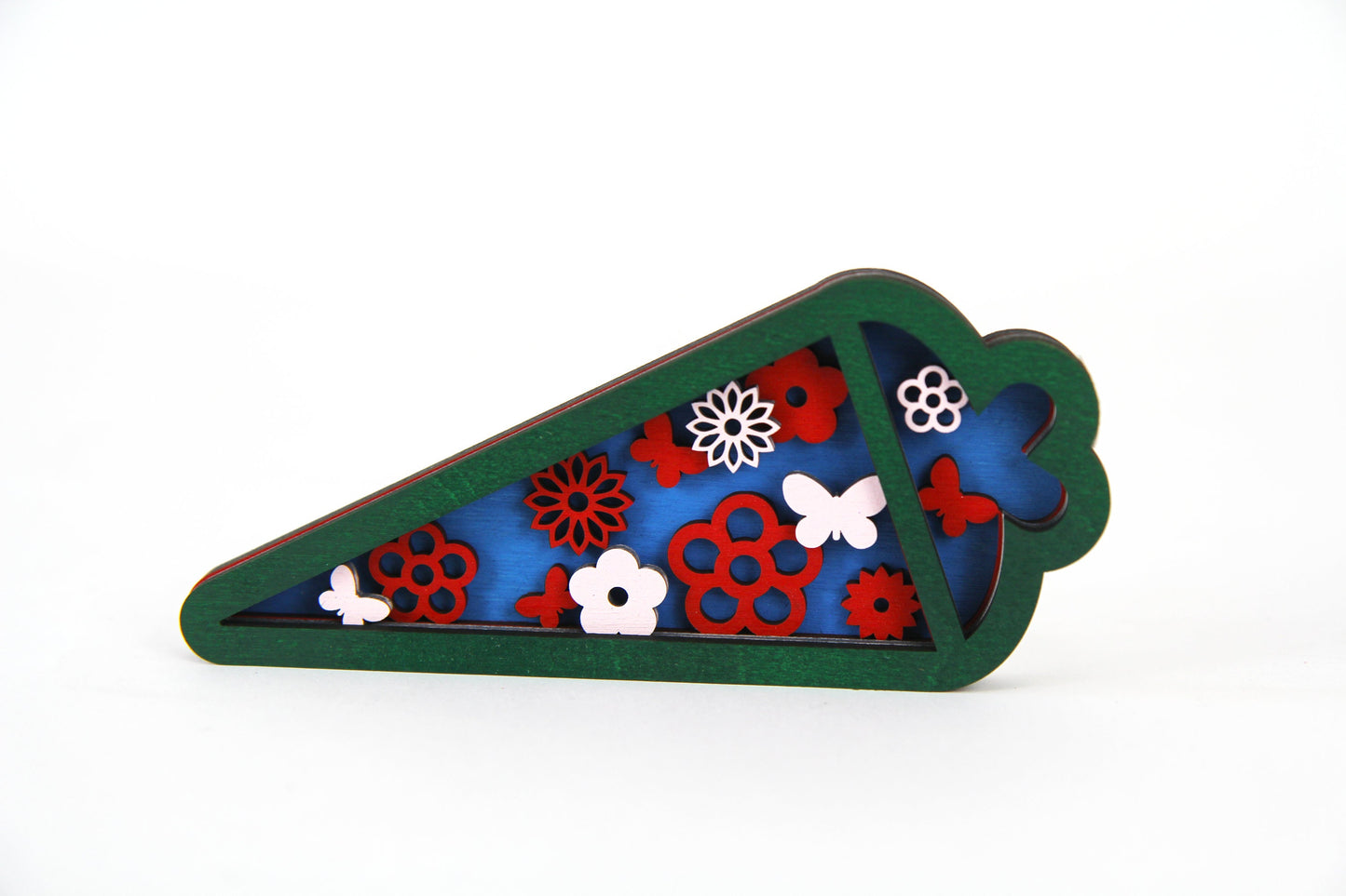 3D Zuckertüte mit Blumen aus Holz / Geschenk, Einschulung, Schulkind / in zwei Größen erhältlich 15 cm und 25 cm / viele bunte Farben