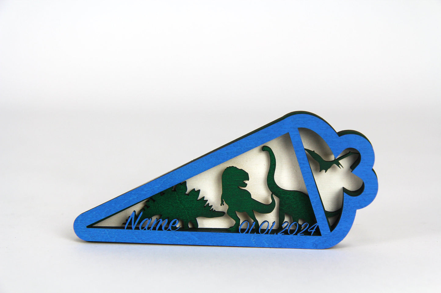 3D Zuckertüte mit Dinos und individuellen Daten aus Holz / Geschenk, Einschulung, Schulkind / in zwei Größen erhältlich 15 cm und 25 cm