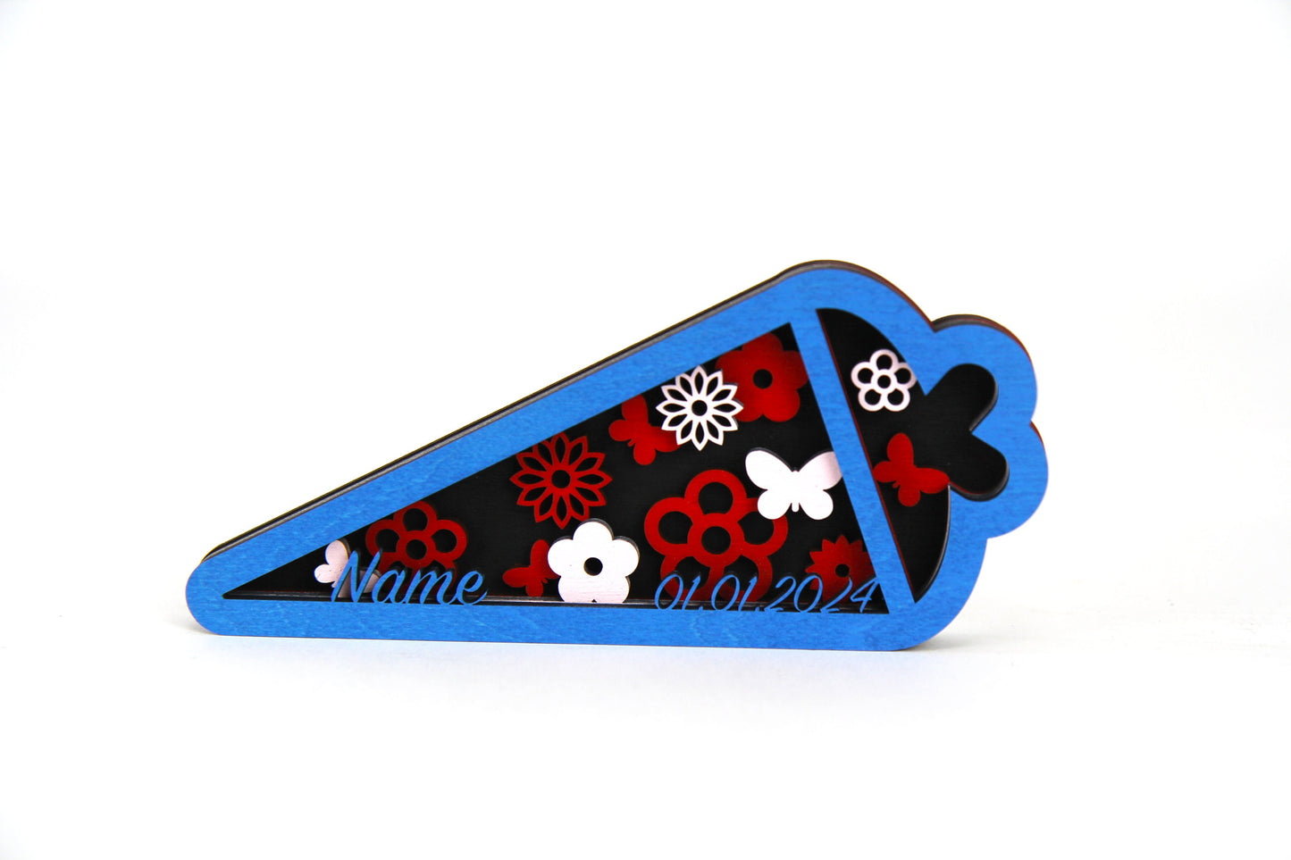 3D Zuckertüte mit Blumen und individuellen Daten aus Holz / Geschenk, Einschulung, Schulkind / in zwei Größen erhältlich 15 cm und 25 cm