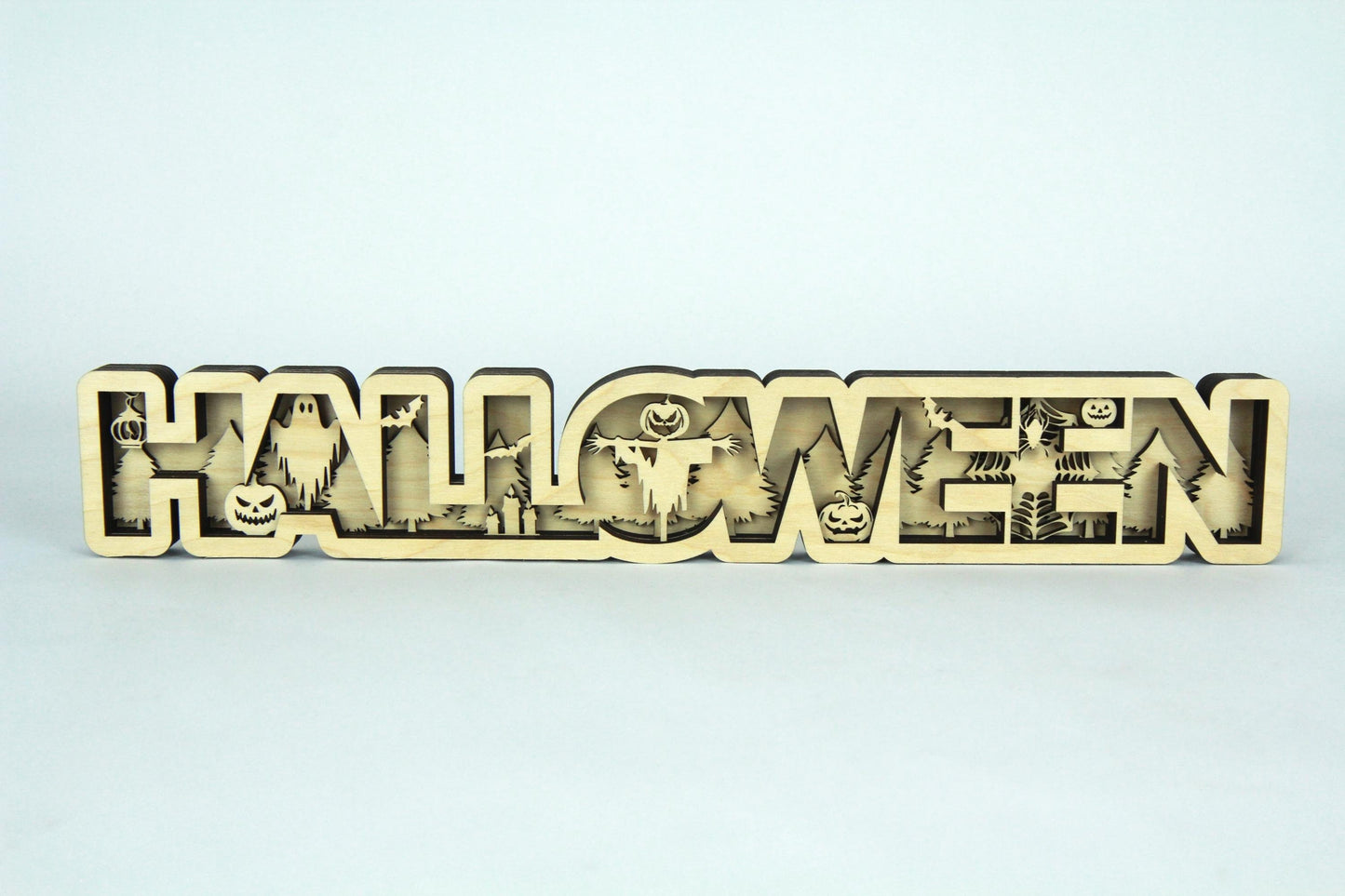 Halloween 3D Schild Dekoration in zwei verschiedenen Größen erhältlich 25 cm und 35 cm / verschiedenen Farben