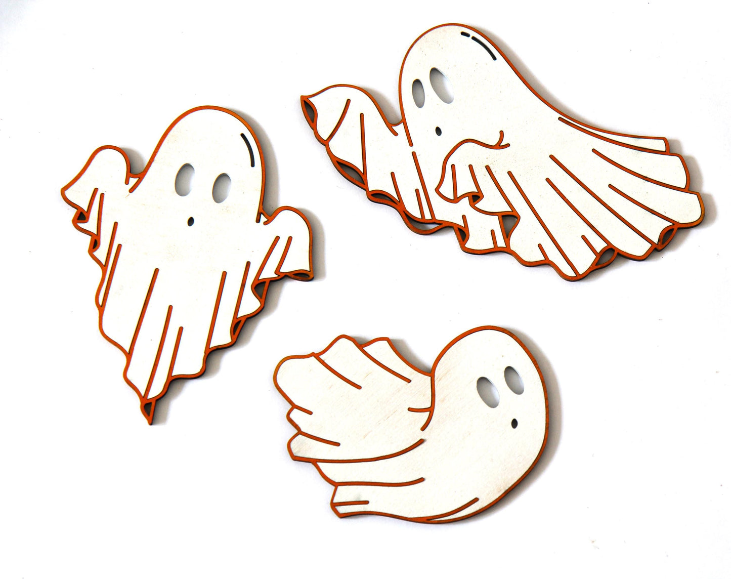 Geister Dekoration 3-Teiligels Set für Halloween aus Holz / Tisch oder Wand Deko / Mehrfarbig / ca 10 bis 15 cm groß