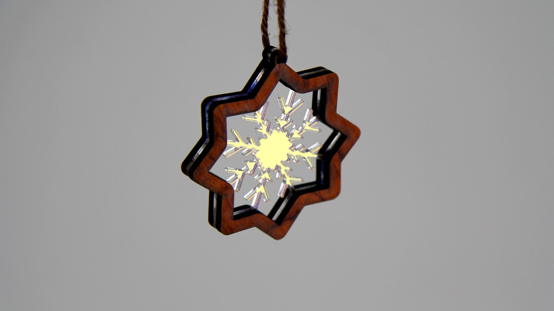 Baumschmuck für die Weihnachtszeit / 5er Set / Holz und Acryl / Ca. 6-7 cm groß / Schneeflocken / Tannenbaum / Zuckerstange